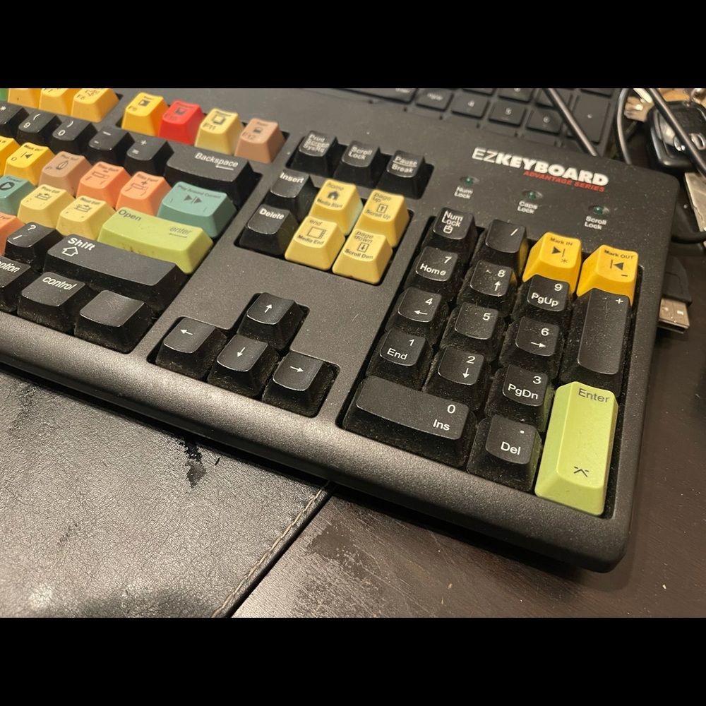 Mechanical Final Cut Pro Editing Keyboard Mac/PC - Picture 7 of 9